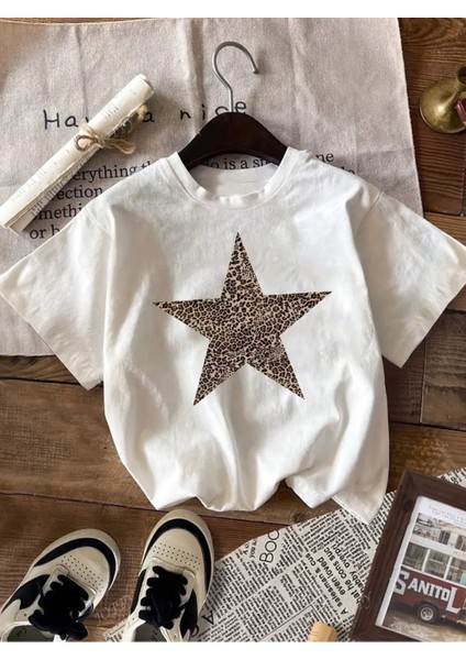 Leopar Yıldız Baskılı Kadın T-Shirt