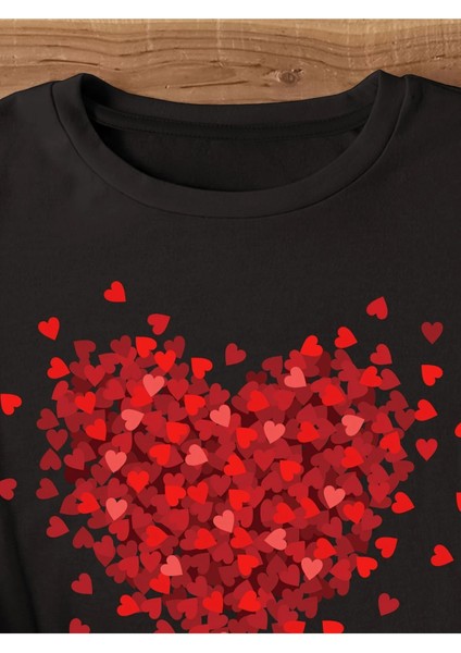 Serpiştirilmiş Minimal Kalp Tasarım Baskılı Kadın Pamuk T-Shirt fiyatları