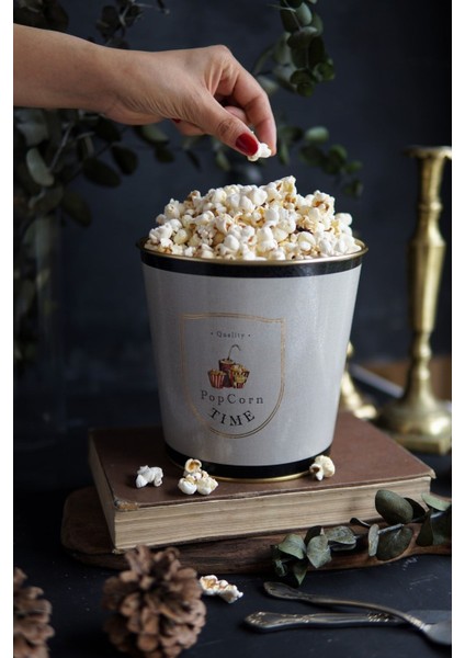 Metal Patlamış Mısır Kovası 2,6 Lt – Dayanıklı Dokulu Yüzey, Sızdırmaz Kapaklı ve Çok Amaçlı Kullanım