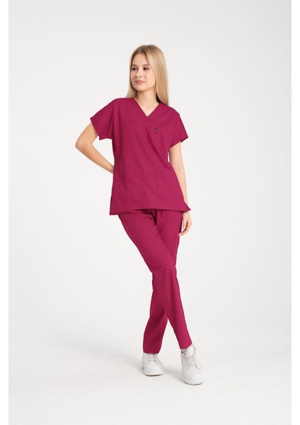 Doktor Hemşire Sağlık Çalışanı Üniforması Scrubs