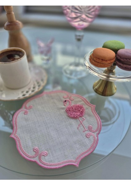 Pembe Flamingo Figürlü Nakışlı Sunum Kokteyl Peçetesi modelleri