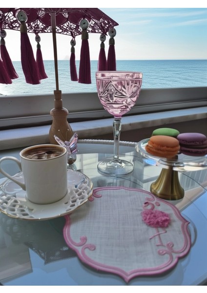 Pembe Flamingo Figürlü Nakışlı Sunum Kokteyl Peçetesi indirimleri