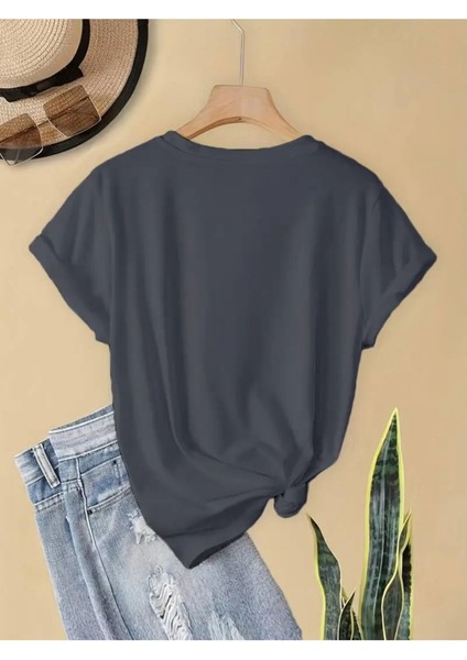 Üçlü Kalp Özel Tasarım Baskılı Kadın T-Shirt fiyatları