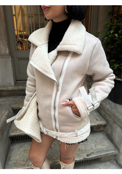 Uzun Içi Peluş Dışı Süet Kaban fırsatları