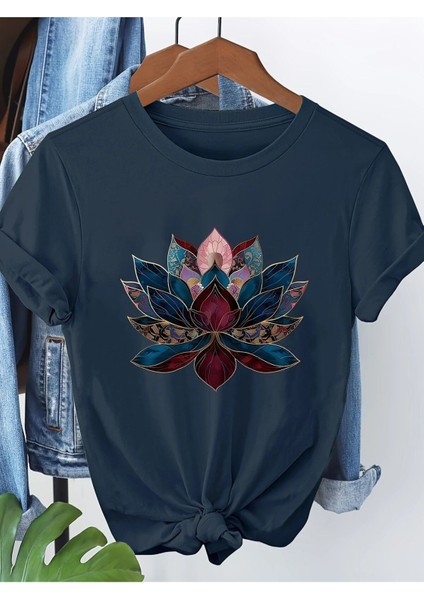 Lotus Çiçeği Özel Tasarım Baskılı Kadın T-Shirt