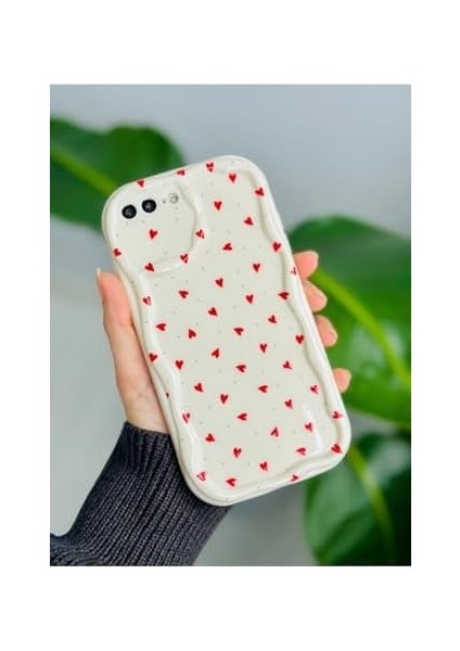 Aksesuar Iphone 7 Plus ve 8 Plus ile Uyumlu Kırmızı Kalpler Baskılı Lansman Silikon Kılıf fiyatları