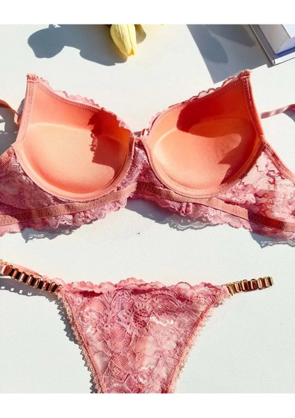 Kadın Pembe Dantelli Zincir Detaylı Balenli Destekli Dolgulu Sütyen Takımı Iç Çamaşırı Takımı modelleri