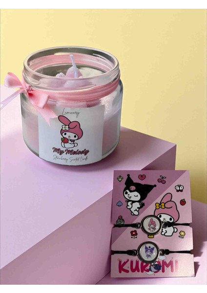 My Melody Hediye Seti – 1 Adet Çilek Kokulu My Melody Mum + 1 Çift My Melody Bileklik