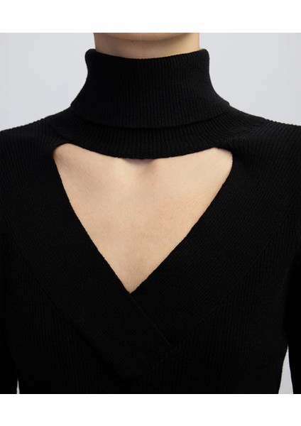 Cutout Triko IW6250050344001 fırsatları