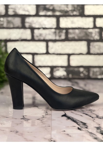 B06 Stiletto Topuklu Zarif Şık Kadın Ayakkabı
