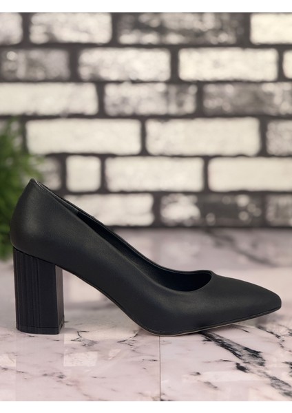 B12 Stiletto Topuklu Zarif Şık Kadın Ayakkabı