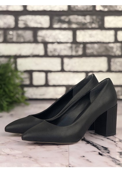 B12 Stiletto Topuklu Zarif Şık Kadın Ayakkabı fiyatları