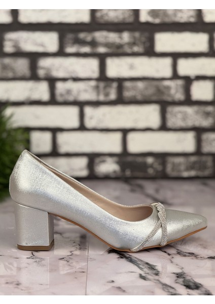 B17 Stiletto Topuklu Zarif Şık Kadın Ayakkabı