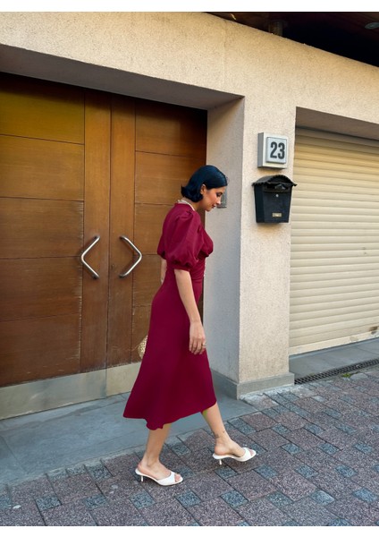 Karpuz Kol Önü Düğmeli Midi Elbise fırsatları