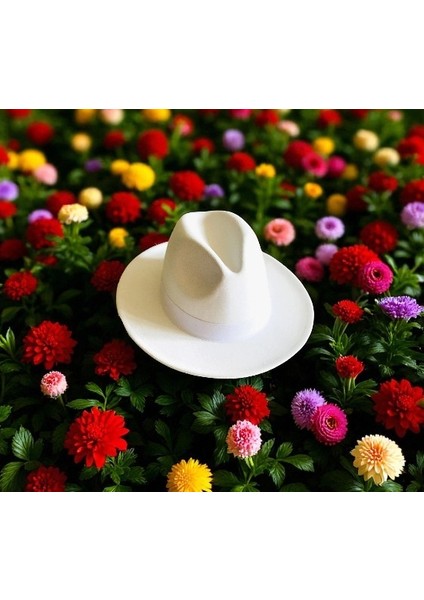 Kadın Beyaz Kovboy Fötr Şapka modelleri