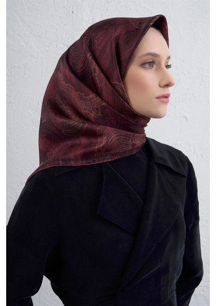 Klasik Desenli Saf Ipek Twill Eşarp 9428D 03 modelleri