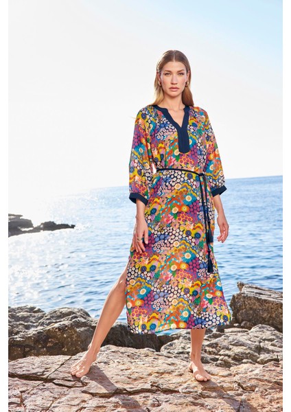 Kadın Çiçek Desenli Yırtmaçlı Truvakar Kollu V Yaka Elbise 25055 fırsatları