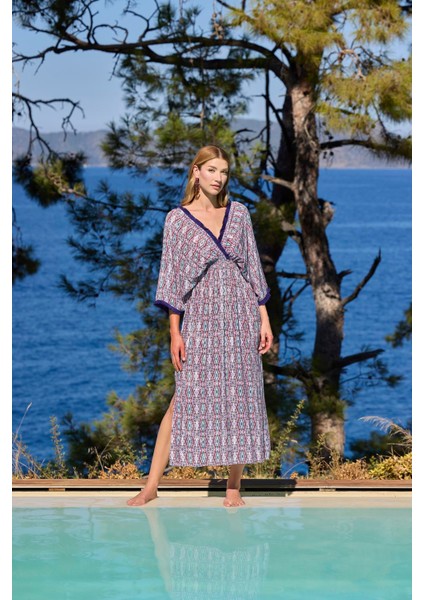 Kadın Etnik Desenli Truvakar Kollu Yırtmaçlı V Yaka Elbise 25021 fiyatları