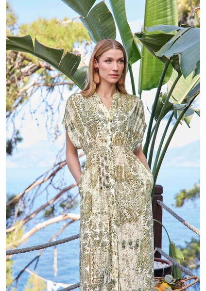 Kadın Etnik Desenli Kısa Kollu Önü Düğmeli V Yaka Elbise 25000 indirimleri