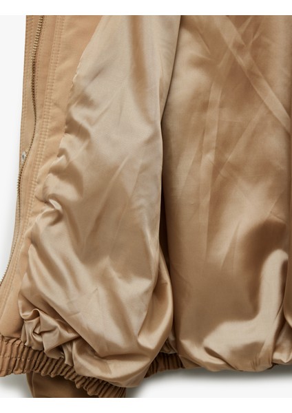 Uzun Kollu Dik Yaka Oversize Bomber Ceket fırsatları