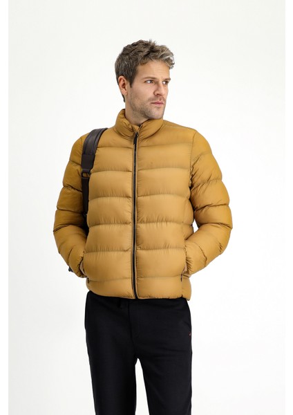 Çantalı Spor Şişme Mont