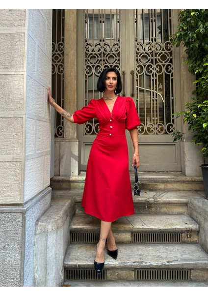 Karpuz Kol Önü Düğmeli Midi Elbise fiyatları