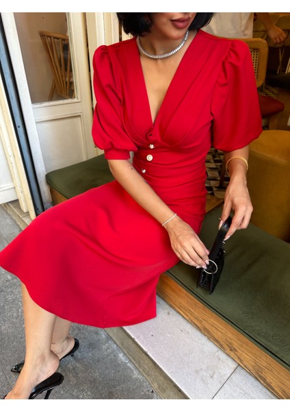 Karpuz Kol Önü Düğmeli Midi Elbise fırsatları