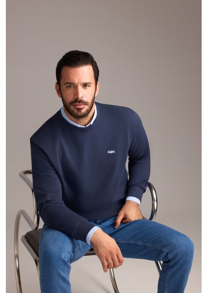 Bisiklet Yaka Regular Fit Nakışlı Pamuklu Sweatshirt