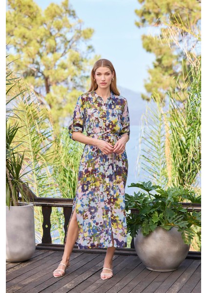 Kadın Desenli ve Yırtmaçlı Önü Düğmeli Gömlek Yaka Elbise 25048 indirimleri