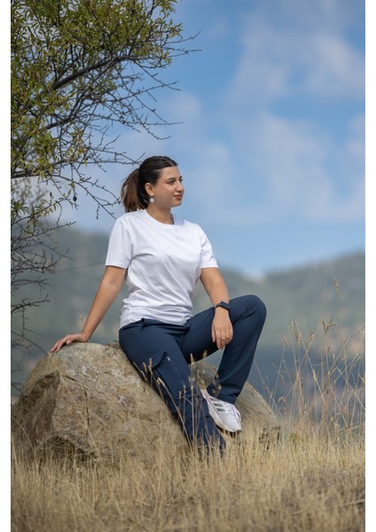 Fit Kesim Sıfır Yaka Unisex T-Shirt