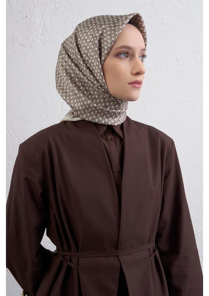 Geometrik Desenli Saf Ipek Twill Eşarp 9417D 85 fiyatları