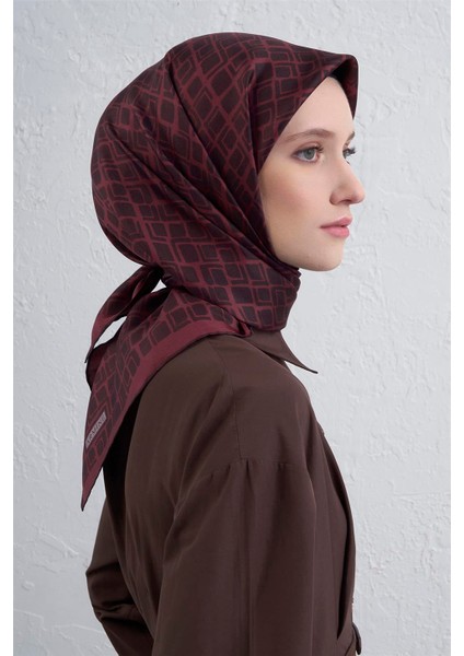 Geometrik Desenli Saf Ipek Twill Eşarp 9438D 54 modelleri