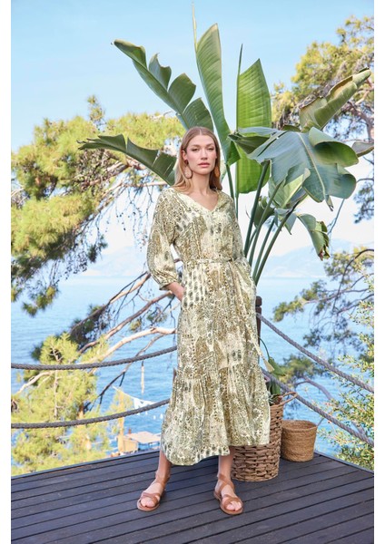 Kadın Etnik Desenli Önü Düğeli V Yaka Elbise 25002 indirimleri