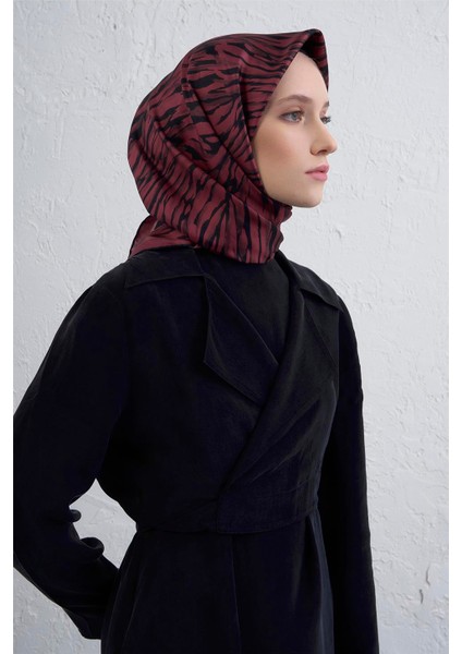 Klasik Desenli Saf Ipek Twill Eşarp 9435D 44 fiyatları