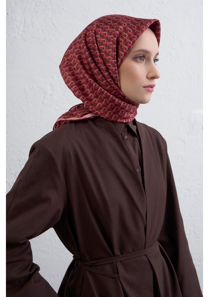 Geometrik Desenli Saf Ipek Twill Eşarp 9417D 35 fiyatları