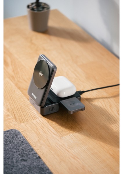 SW-CWF116 Telefon Kulaklık Akıllı Saat 15W 3 In 1 Magsafe Iq2 Kablosuz Şarj Cihazı Siyah