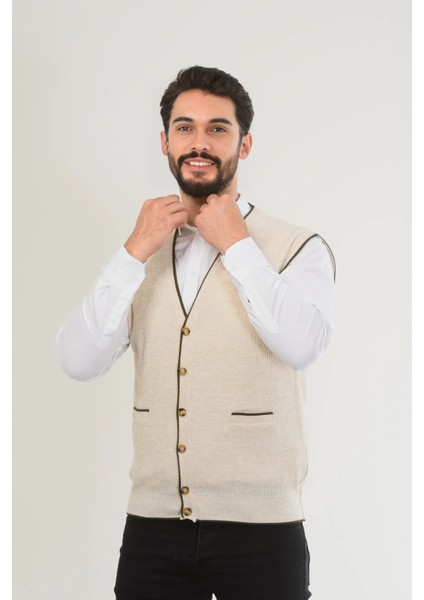 Erkek V Yaka Triko Düğmeli Cepli Çizgi Desenli Regular Fit Tüylenmeyen Örgü Yelek