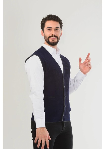 Erkek V Yaka Triko Düğmeli Cepli Çizgi Desenli Regular Fit Tüylenmeyen Örgü Yelek