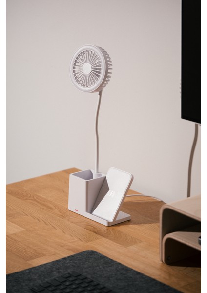 SL-M9055 Beyaz Typec 10W Kablosuz Şarj Cihazı Fanlı Kalemlikli Masa Lambası