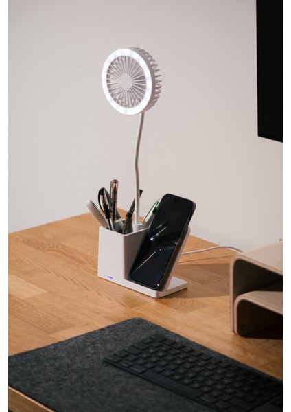 SL-M9055 Beyaz Typec 10W Kablosuz Şarj Cihazı Fanlı Kalemlikli Masa Lambası