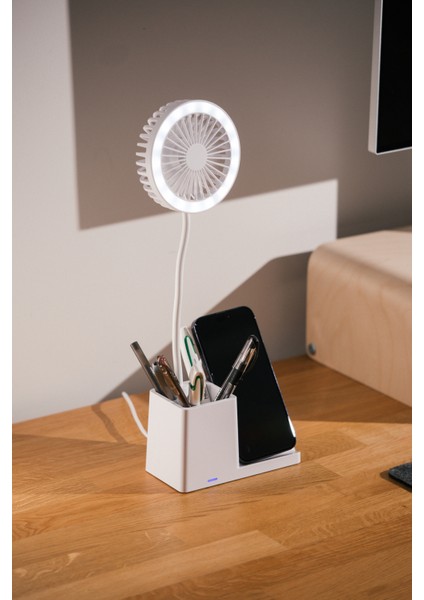 SL-M9055 Beyaz Typec 10W Kablosuz Şarj Cihazı Fanlı Kalemlikli Masa Lambası