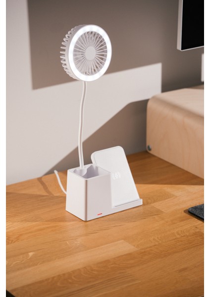 SL-M9055 Beyaz Typec 10W Kablosuz Şarj Cihazı Fanlı Kalemlikli Masa Lambası