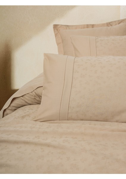 Jakarlı Saten Çift Kişilik Nevresim Takımı Florita Bej modelleri