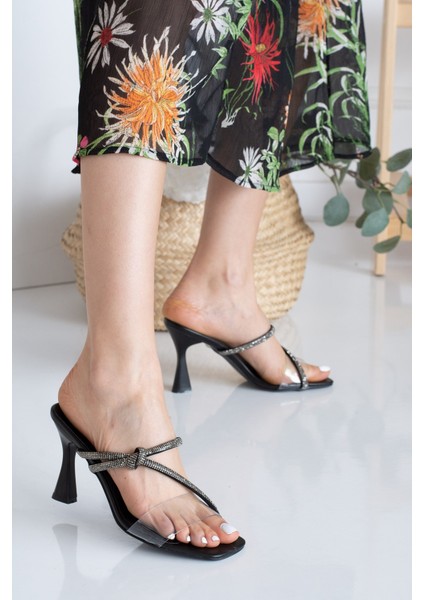 Günlük Kadın Terlik Çift Parlak Şeritli Tokalı Kalın Topuklu Şeffaf Bantlı Abiye Ayakkabı 103 fiyatları