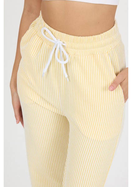 Kadın Su Yolu Çizgili Lastikli Bol Paça Pantolon Eşofman Altı – Yazlık Rahat Stil ve Günlük Şıklık