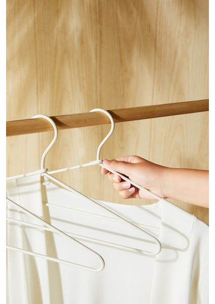 3'lü Ekru Renk Kumaş Kaplı Metal Giysi Askısı 21.5 x 42 x 0.5 cm fiyatları