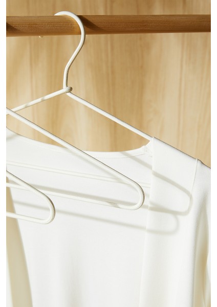 3'lü Ekru Renk Kumaş Kaplı Metal Giysi Askısı 21.5 x 42 x 0.5 cm modelleri