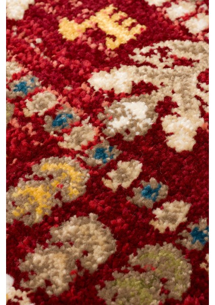 Kybele 02 Red Otantik ve Klasik Desenli, Sıcak Renk Tonlarına Sahip Makine Halısı modelleri