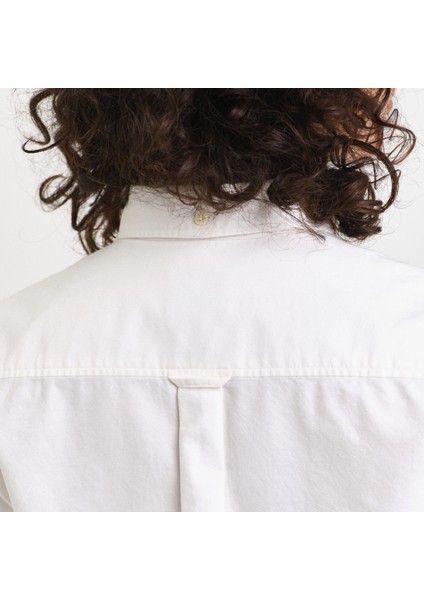 Kadın Beyaz Regular Fit Düğmeli Yaka Oxford Gömlek
