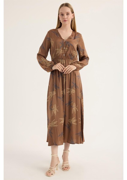 Düğmeli V Yaka Elbise